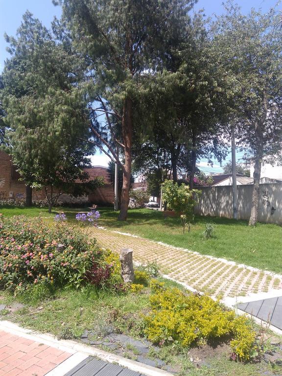 Como En Casa! Restaurante Y Hostal بوغوتا المظهر الخارجي الصورة