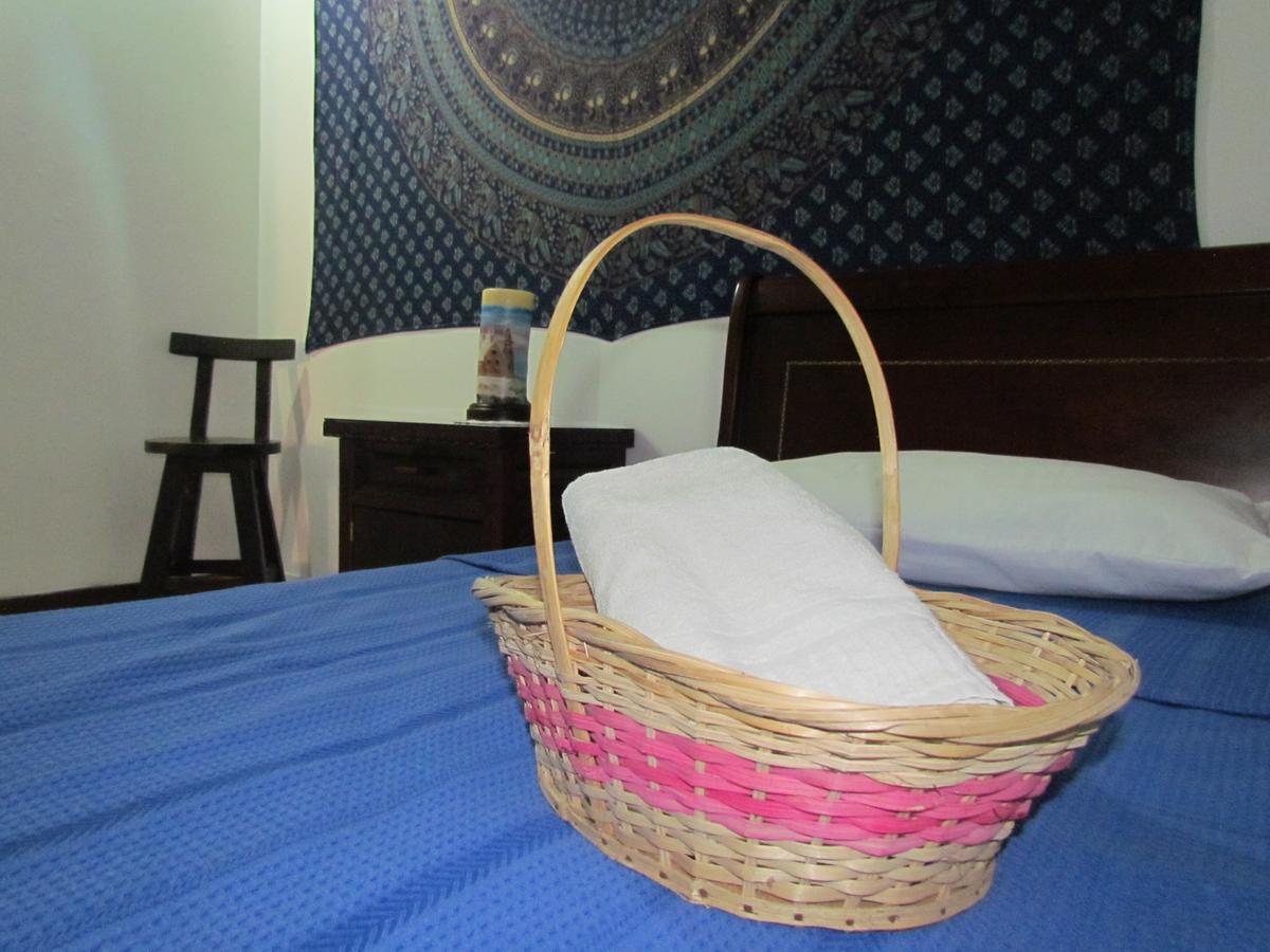 Como En Casa! Restaurante Y Hostal بوغوتا المظهر الخارجي الصورة