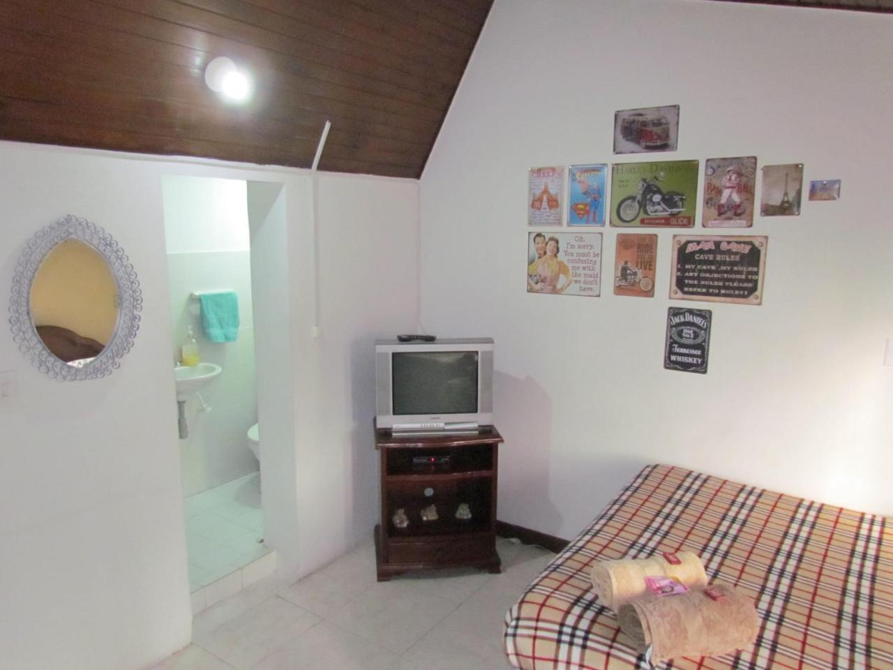 Como En Casa! Restaurante Y Hostal بوغوتا المظهر الخارجي الصورة